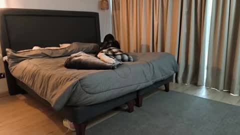 Snapshot of mrandmssin chatting on 09-28-25, 01:05 mrandmssin online show from 09-28-25, 01:05