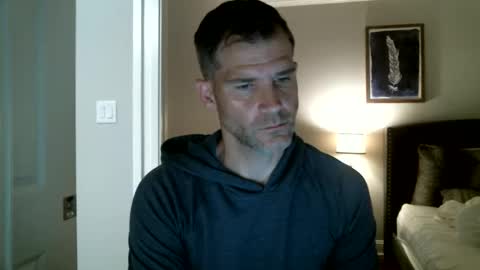 MrAsstastix online show from 10-31-25, 03:35