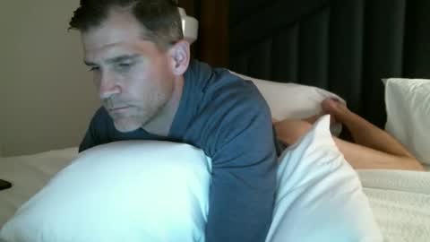 MrAsstastix online show from 11-16-25, 03:34