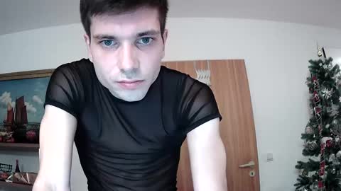 Snapshot of mrboyyyy chatting on 12-22-24, 04:59 ... online show from 12-22-24, 04:59