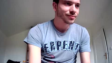 ... online show from 04-19-26, 02:27