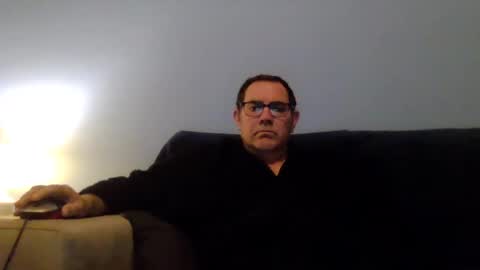 Snapshot of mrcaruso chatting on 02-17-25, 06:09 Mrcaruso online show from 02-17-25, 06:09