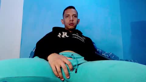 Christtofer online show from 01-12-26, 01:16