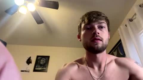 Snapshot of mrcoolguy68 chatting on 11-17-25, 03:40 mrcoolguy68 online show from 11-17-25, 03:40