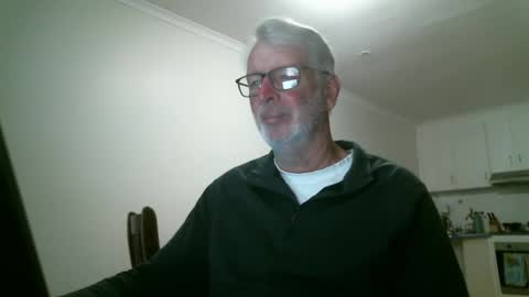 mrcreek1531 online show from 05-01-26, 10:42