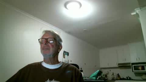 Snapshot of mrcreek1531 chatting on 06-17-26, 07:33 mrcreek1531 online show from 06-17-26, 07:33