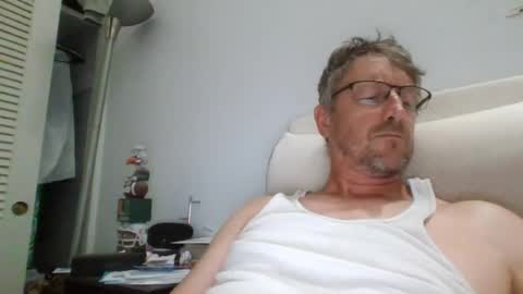 Snapshot of mrcumstain chatting on 07-24-26, 05:44 mrcumstain online show from 07-24-26, 05:44