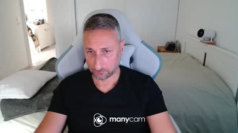 Snapshot of mrdr000 chatting on 06-09-26, 10:27 mrdr000 online show from 06-09-26, 10:27