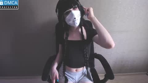 Snapshot of mrediana chatting on 06-20-26, 06:16 mrediana online show from 06-20-26, 06:16