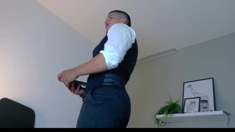 Mr Fox online show from 11-14-25, 07:45