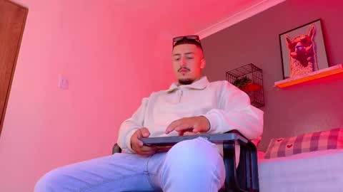 Mr Fox online show from 02-14-26, 07:32