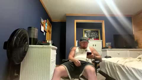 mrhandsome_1 online show from 05-06-26, 06:24