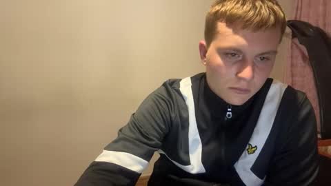 Snapshot of mrheat_ chatting on 10-08-25, 07:11 Max online show from 10-08-25, 07:11