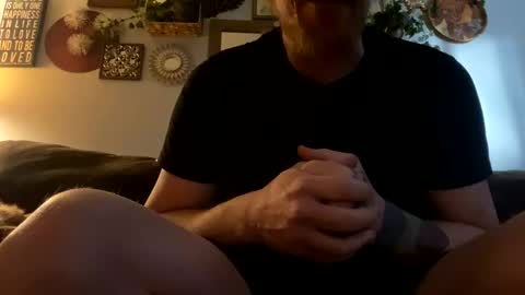 Snapshot of mrj1982 chatting on 03-04-25, 06:18 Mr.j online show from 03-04-25, 06:18