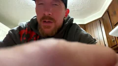 Snapshot of mrj1982 chatting on 10-17-25, 11:29 Mr.j online show from 10-17-25, 11:29