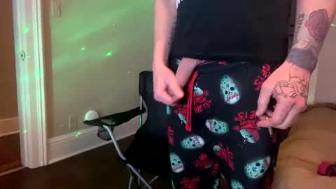 Snapshot of mrj1982 chatting on 03-16-26, 04:07 Mr.j online show from 03-16-26, 04:07