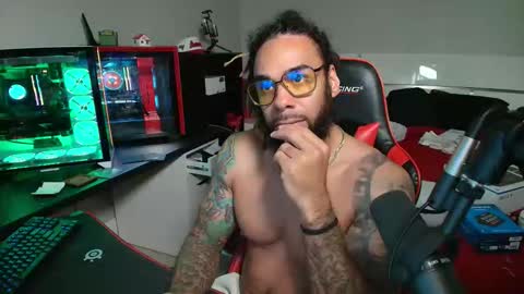 Snapshot of mrjacksonsplayroom chatting on 02-07-26, 05:00 X TeamTJackson tnacamgirls online show from 02-07-26, 05:00