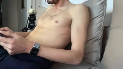 YourLad online show from 01-10-26, 09:22