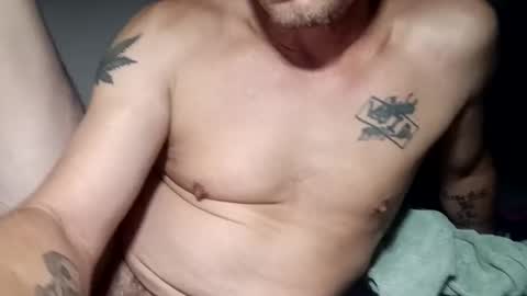 Snapshot of mrletsgetweird chatting on 09-16-25, 09:54 mrletsgetweird online show from 09-16-25, 09:54