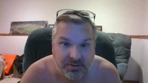 Snapshot of mrlovalova83 chatting on 12-26-24, 05:37 mrlovalova83 online show from 12-26-24, 05:37