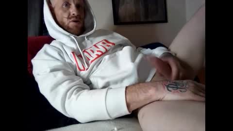 Snapshot of mrmagillacutty chatting on 12-16-24, 01:53 Jacob Matthew online show from 12-16-24, 01:53