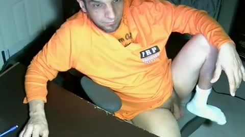 Snapshot of mrmarcxxcam chatting on 04-26-26, 03:26 MrMarc online show from 04-26-26, 03:26