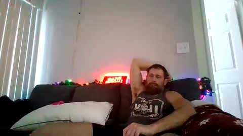 Snapshot of mrmountainman91 chatting on 12-21-25, 09:00 mrmountainman91 online show from 12-21-25, 09:00