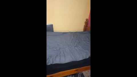 Snapshot of mrowka28 chatting on 03-20-26, 02:49 mrowka28 online show from 03-20-26, 02:49