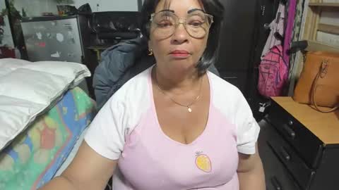 mrs_mommy online show from 10-24-25, 11:01