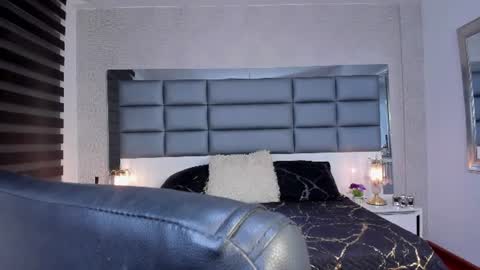 Snapshot of mrs_regina_clk chatting on 07-08-26, 04:17 Regina online show from 07-08-26, 04:17