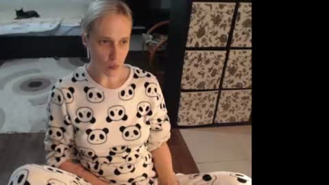 Snapshot of mrsluck chatting on 06-13-26, 06:39 Sasha online show from 06-13-26, 06:39