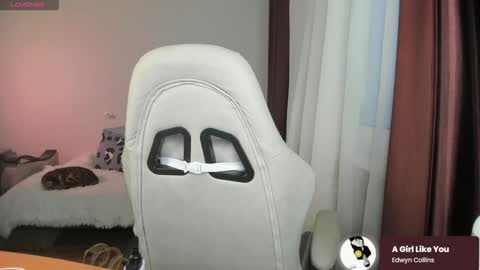 Allison online show from 01-13-25, 01:17