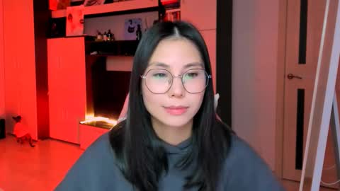 ms_emily_ online show from 10-15-25, 06:08