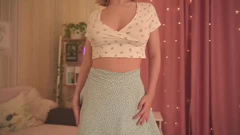 Snapshot of ms_evasweet chatting on 05-30-26, 12:24 Eva 3 online show from 05-30-26, 12:24