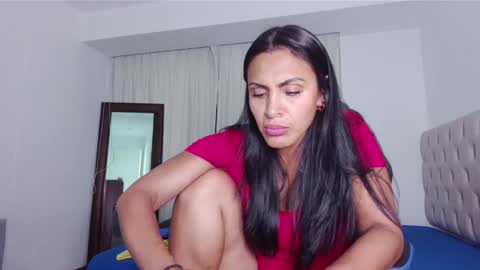 Snapshot of ms_freya chatting on 01-17-25, 06:36 Freya online show from 01-17-25, 06:36