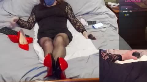 Snapshot of ms_jen chatting on 02-18-26, 09:33 Jennifer online show from 02-18-26, 09:33