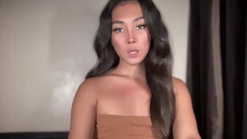 CALL ME KIANA online show from 10-14-25, 08:31