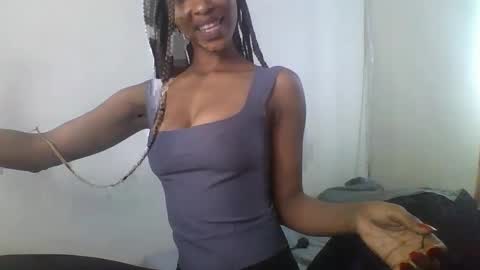 Snapshot of ms_luxe chatting on 03-03-26, 10:43 ms_luxe online show from 03-03-26, 10:43