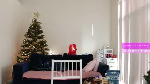 Snapshot of ms_mochii chatting on 02-18-26, 04:36 R o r i SnapChat heyroriv2 wednesday - sunday Noon oclock mountain - 5pm mountain online show from 02-18-26, 04:36