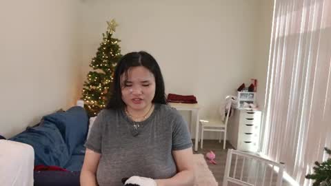 Snapshot of ms_mochii chatting on 06-26-26, 04:55 R o r i SnapChat heyroriv2 wednesday - sunday Noon oclock mountain - 5pm mountain online show from 06-26-26, 04:55