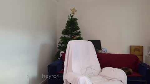 Snapshot of ms_mochii chatting on 07-26-26, 03:19 R o r i SnapChat heyroriv2 wednesday - sunday Noon oclock mountain - 5pm mountain online show from 07-26-26, 03:19