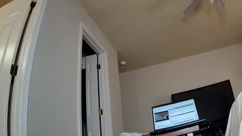 Snapshot of ms_queen chatting on 01-07-25, 08:10 missqueenbbw online show from 01-07-25, 08:10