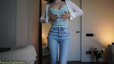 Snapshot of ms_seductive chatting on 06-03-26, 02:55 Your M online show from 06-03-26, 02:55
