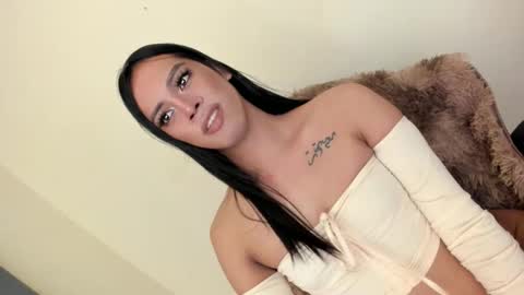 selena online show from 01-13-25, 11:27