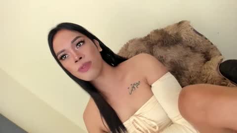 selena online show from 01-18-25, 03:16