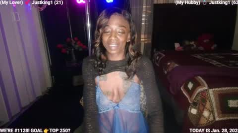 Snapshot of ms_waterworks chatting on 01-29-25, 02:51 DaPussyFairy online show from 01-29-25, 02:51