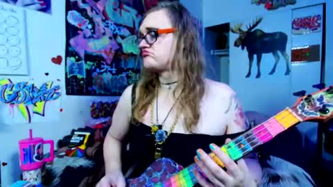 Snapshot of mscuntyluxxe chatting on 06-21-26, 03:53 Cunty Luxxe online show from 06-21-26, 03:53