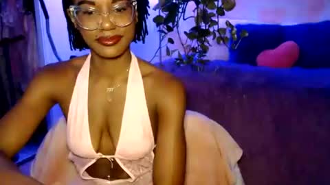 Snapshot of msemonibrown chatting on 07-14-26, 04:50 CocoSage online show from 07-14-26, 04:50