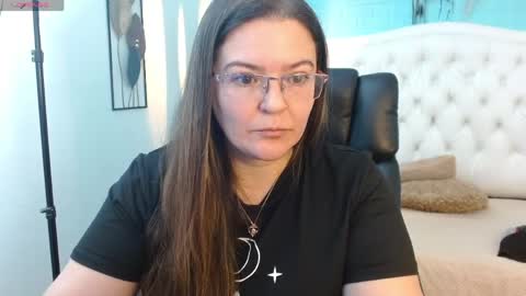 Jossie online show from 06-04-26, 03:23