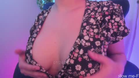 Meg  Vero online show from 01-25-25, 06:12